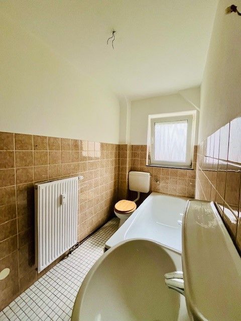 Bad Erdgeschosswohnung N�rtingen