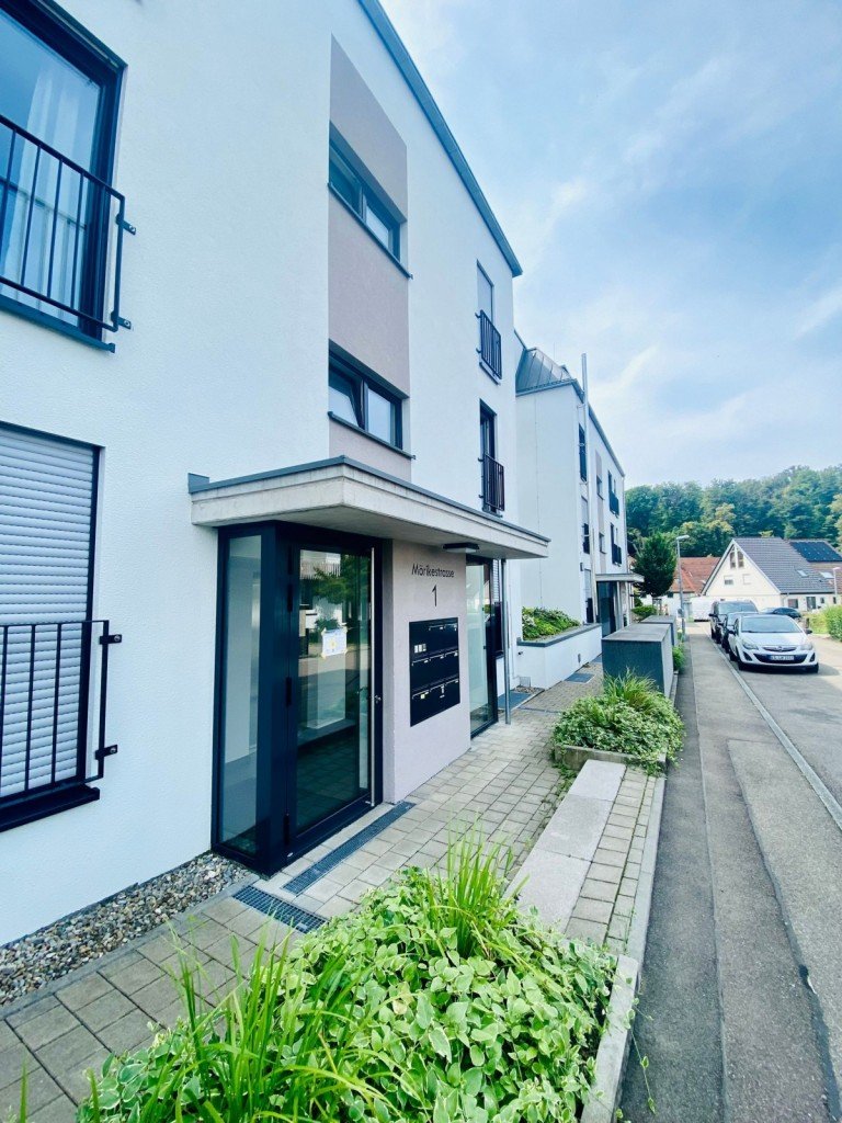 Neubau Mehrfamilienhaus Frickenhausen Dachgeschosswohnung Hohe Wohlf�hlqualit�t in sch�ner zentraler Lage