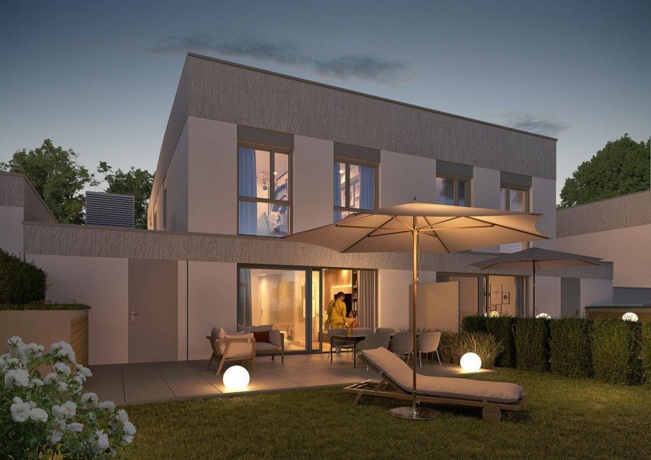 Gartenansicht bei Nacht Doppelhaush�lfte N�rtingen