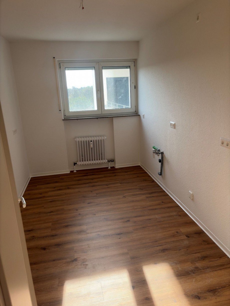Beispielbild K�che.jpg Erdgeschosswohnung G�ppingen