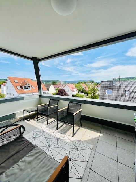 Balkon Aussicht.jpg Dachgeschosswohnung Frickenhausen