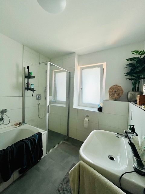 Bad.jpg Etagenwohnung Filderstadt